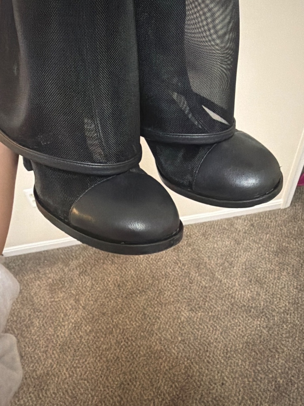 Black mesh Chanel boots - Picture 6 of 7